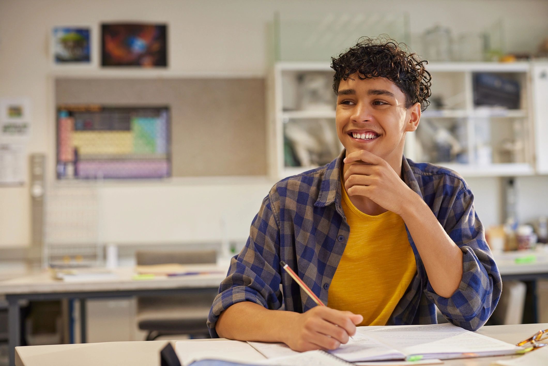 students studying scholarships